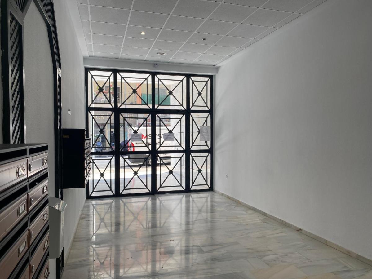Apartment With Solarium/Terrace. 卡尔佩 外观 照片